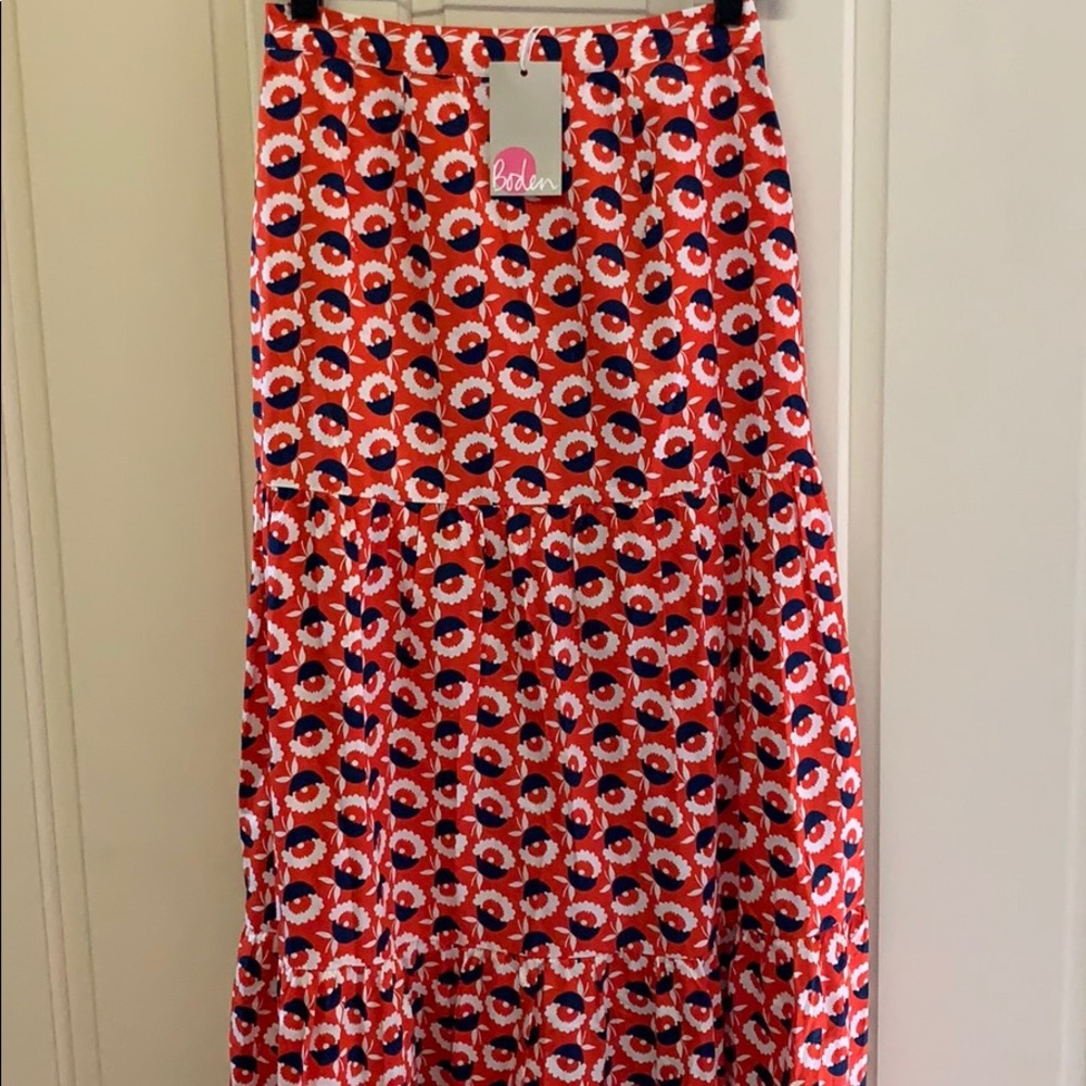 Boden red & navy pattern skirt